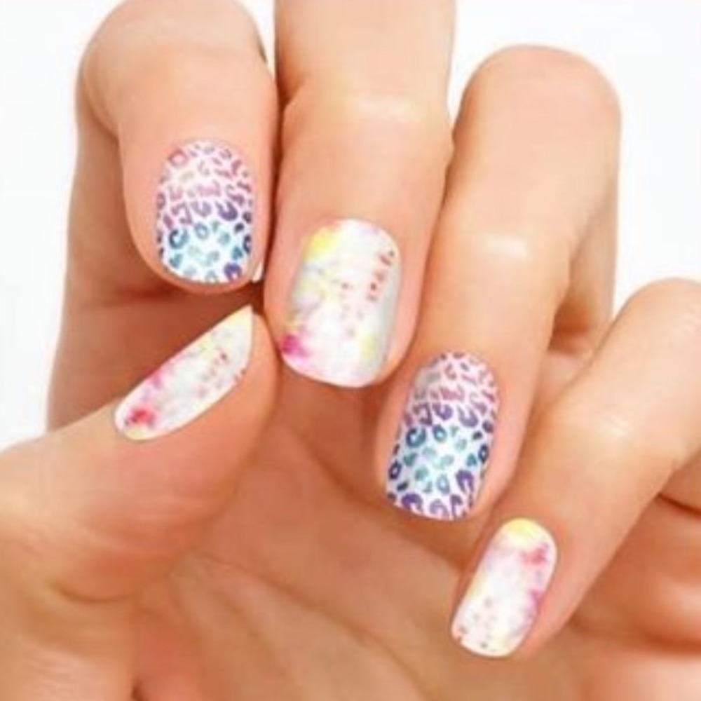 Color Street Pigment of Your Imaginationβ Leopard Tie Dye Nail Polish Strips